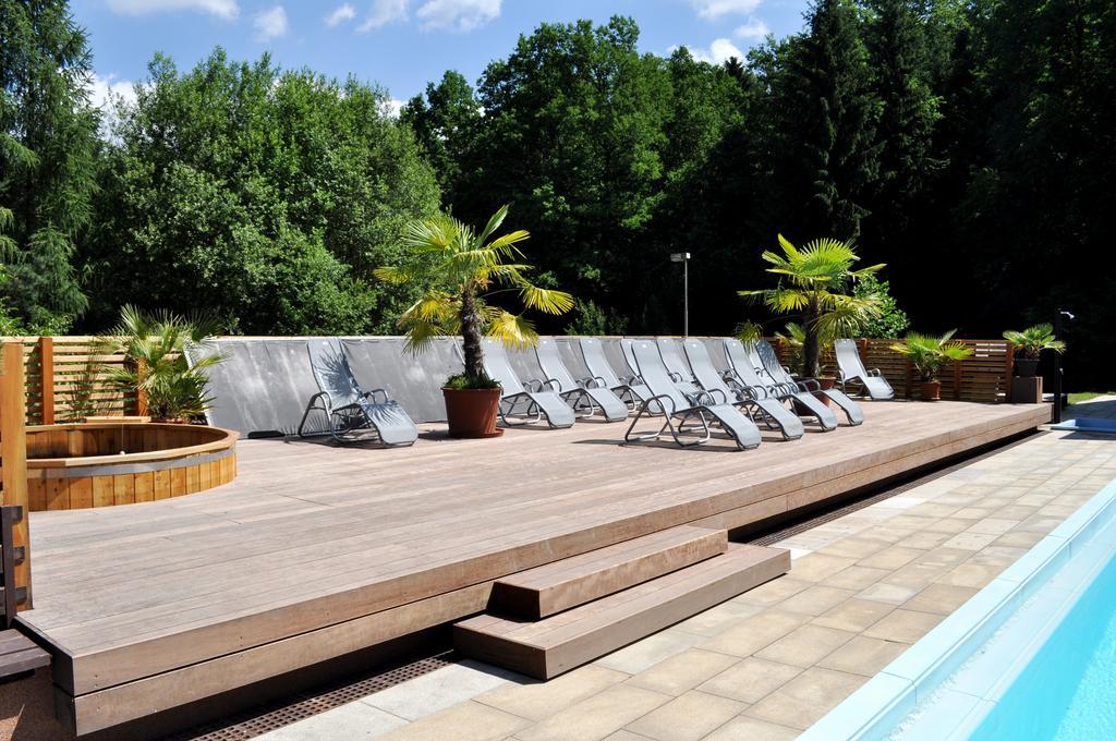 Sporthotel Barborka Глубока-над-Влтавой Экстерьер фото